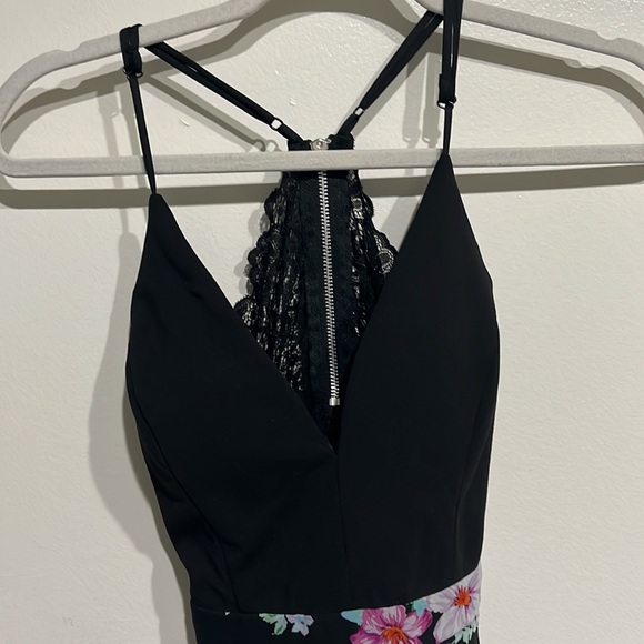 Dress - Picture 2 of 7